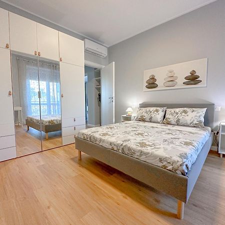 Torre 24 - Luxury Naviglio Suite Milano Exterior foto